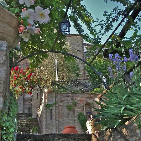 Tatil Evi Historic Holiday In With Garden Monterubbiano