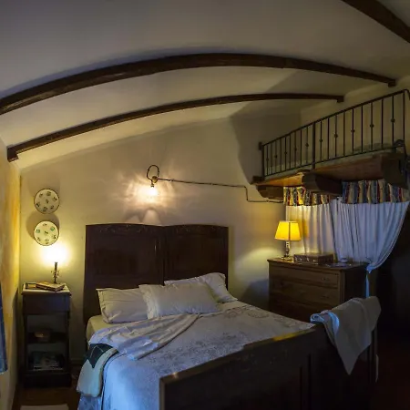 Tatil Evi Historic Holiday In With Garden